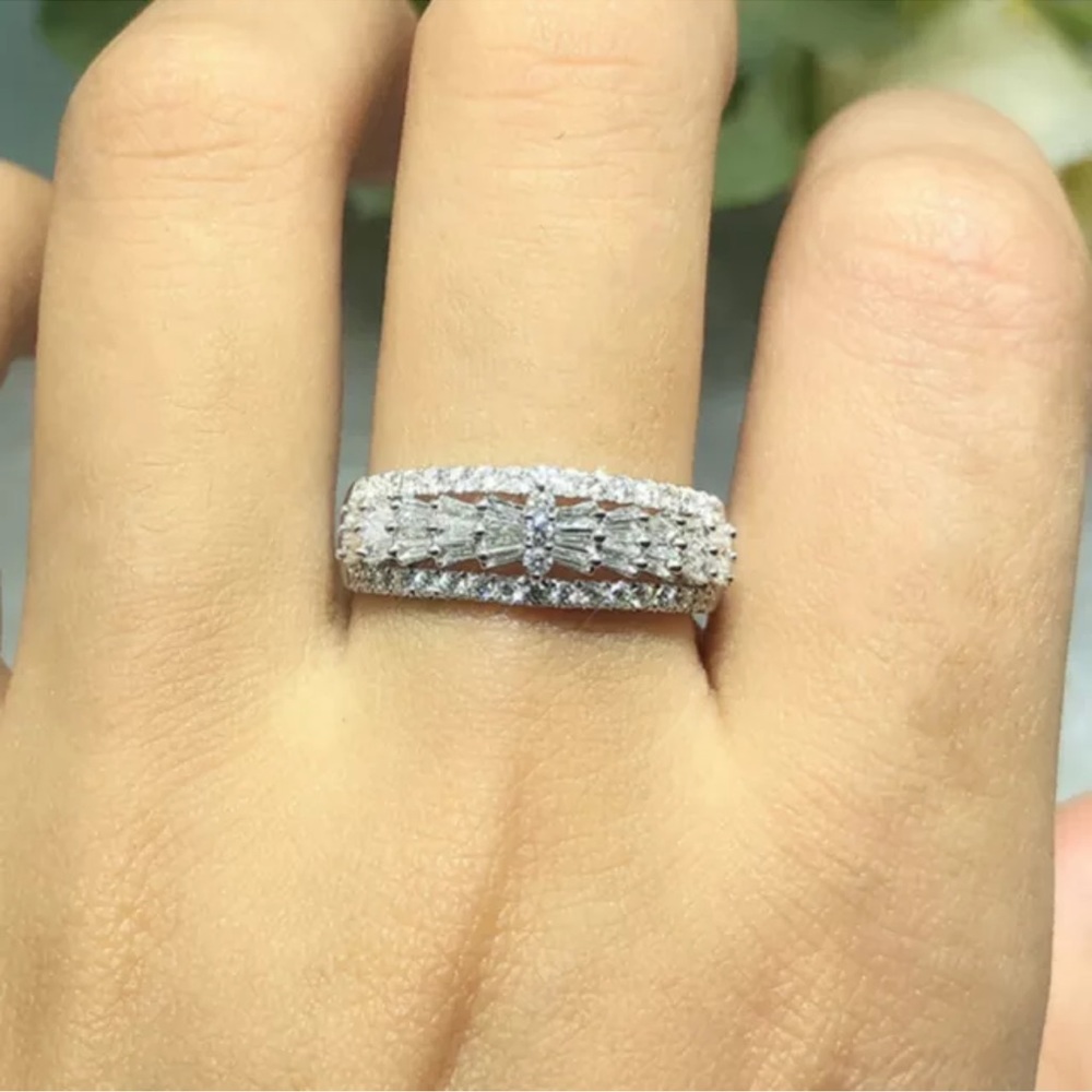 Sparkly Women 925 Silver Rings Cubic Zirconia Wedding Engagement Jewelry - Picture 4 of 4